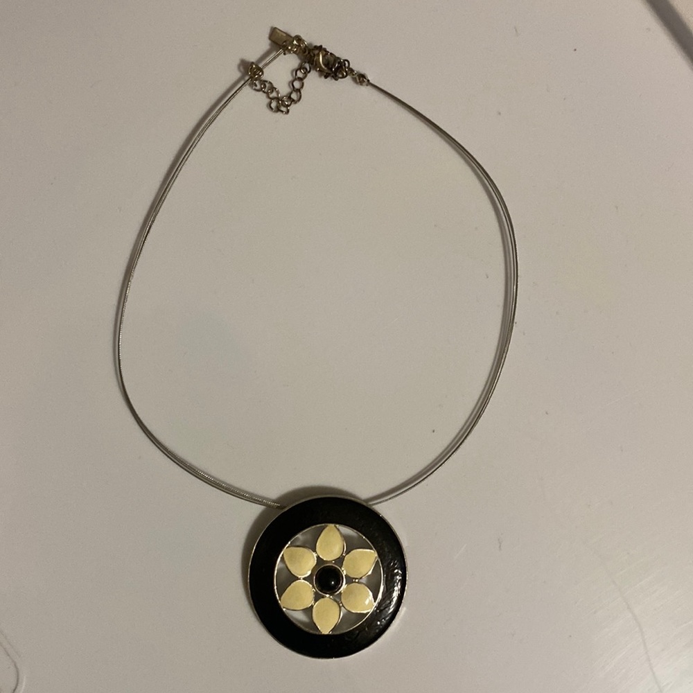Fashion necklace